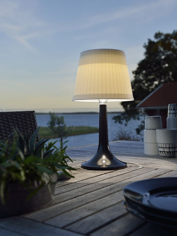 Verrast Voorschrift Overvloed ⋙ Solar tafellamp voor buiten bestellen? | 123led.nl
